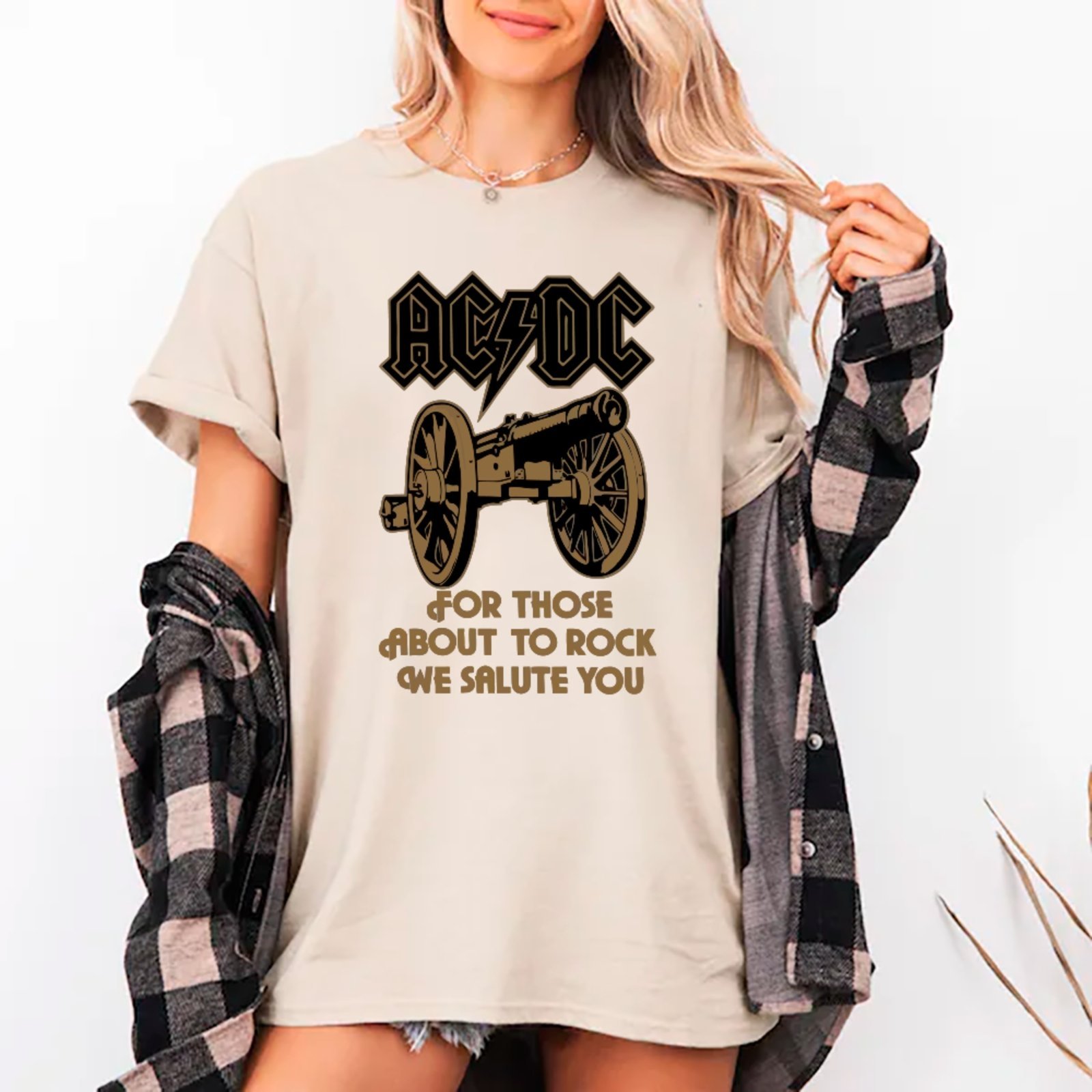 Vista 2 Camiseta Ousy Básica AC DC For Those About To Rock Rock Clássico Unissex Off White off-white white ousy off-white white
