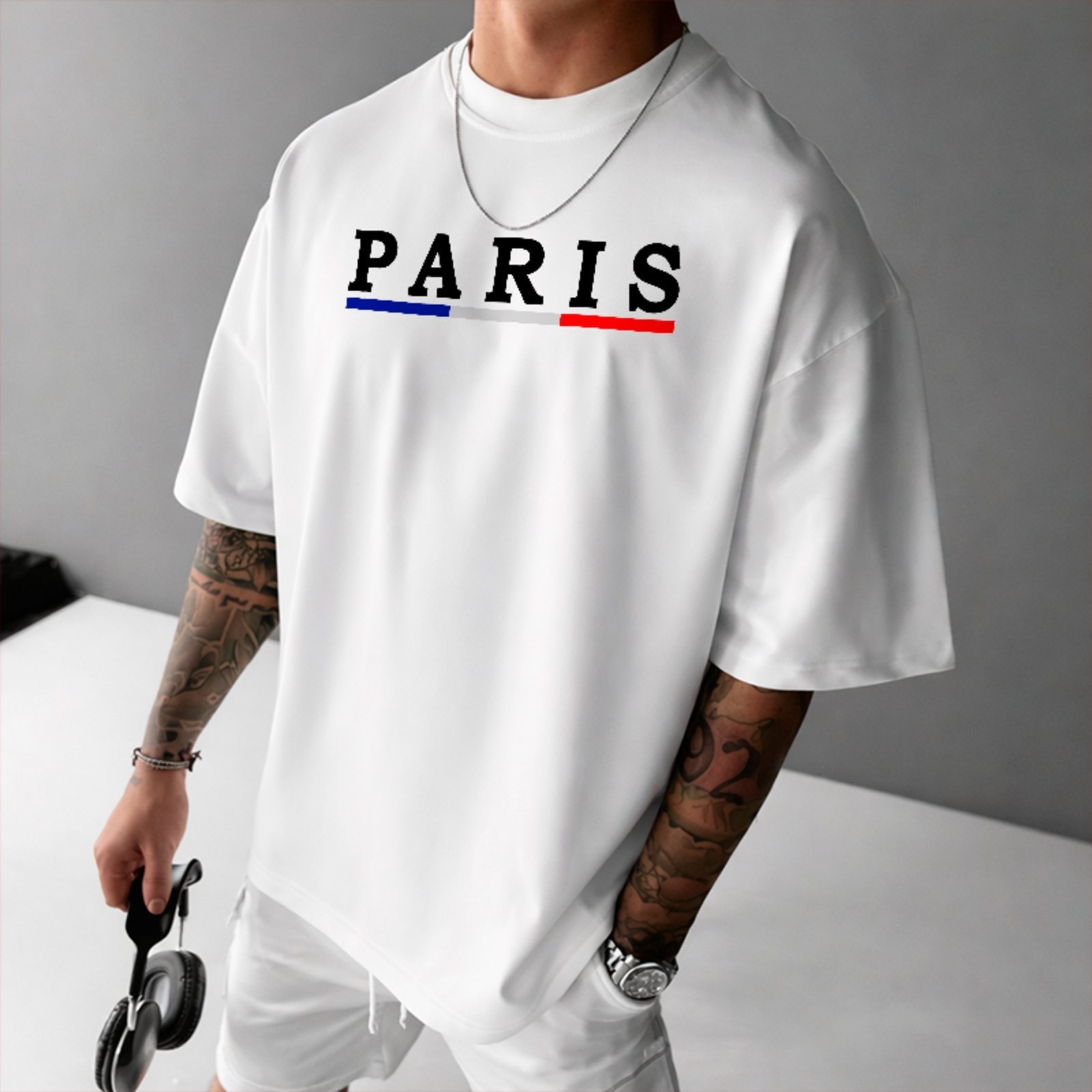 Vista 2 Camiseta Oversized Paris Design Urbano Sofisticado Casual Algodão Premium ousy branco ousy branco