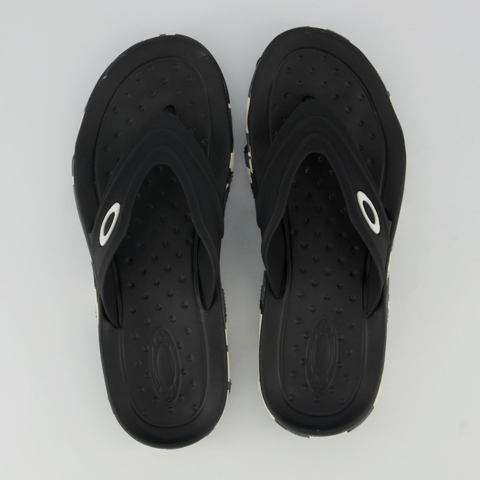 Chinelo Oakley Titan Camo Preto
