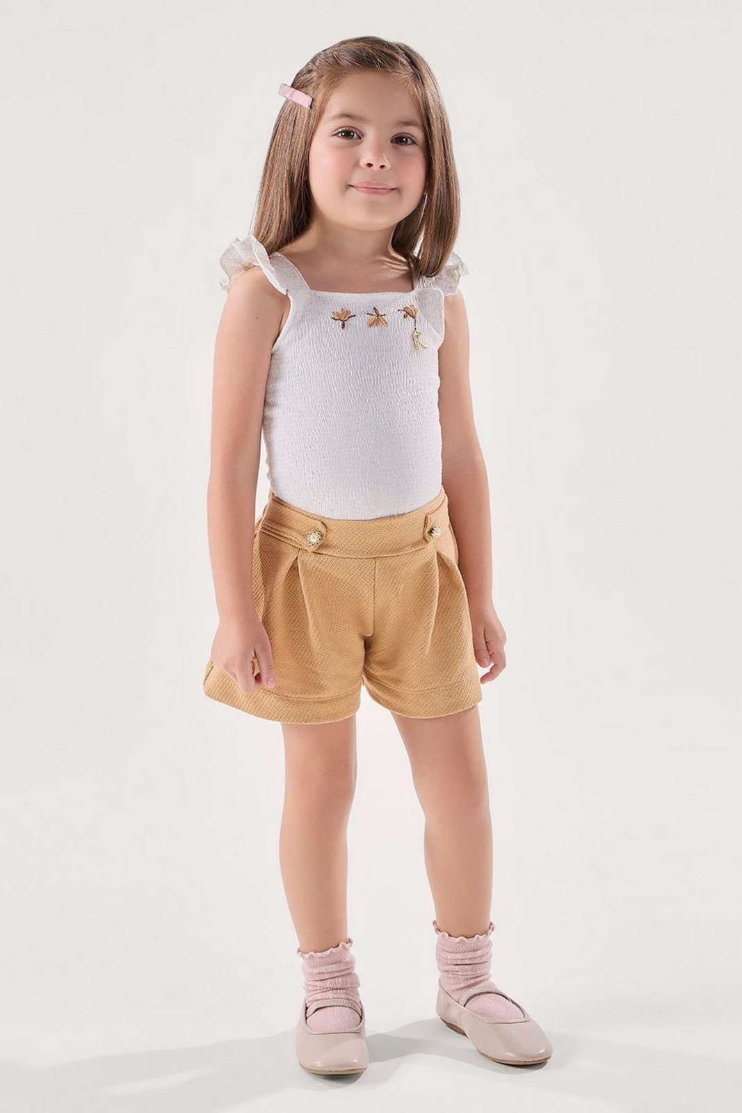 Infantil - Conjunto Blusa Areia em Malha Texturizada com Shorts em Tricot