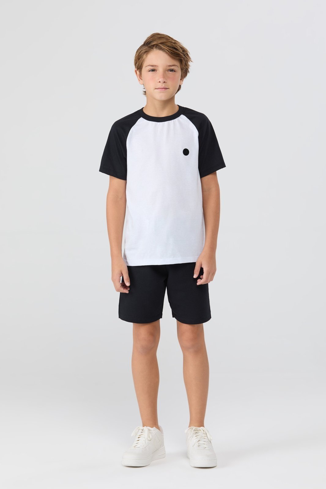 Infantil - Conjunto Masculino de Verão Raglan e Aplique