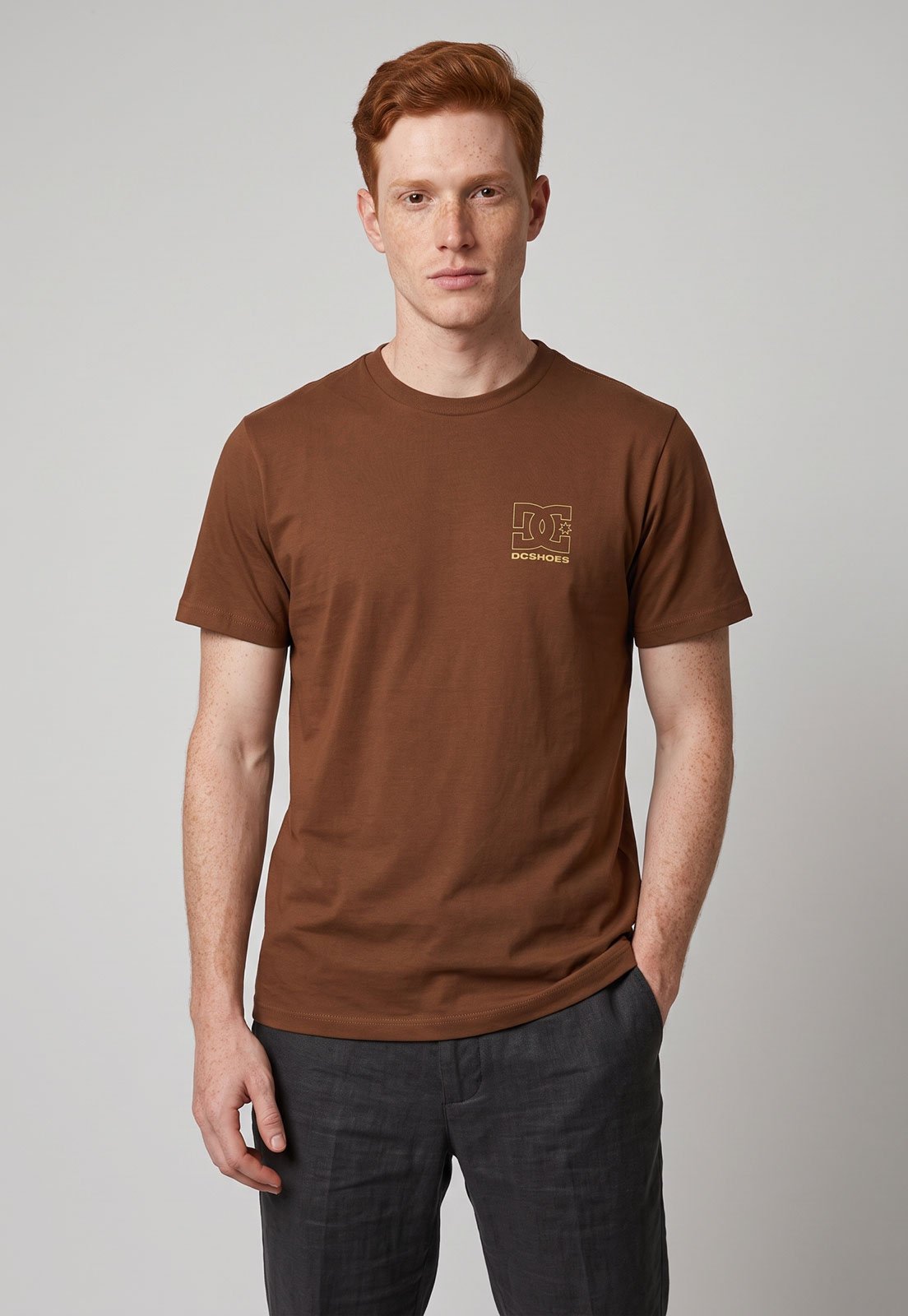 Camiseta Masculina DC Shoes Starco Marrom