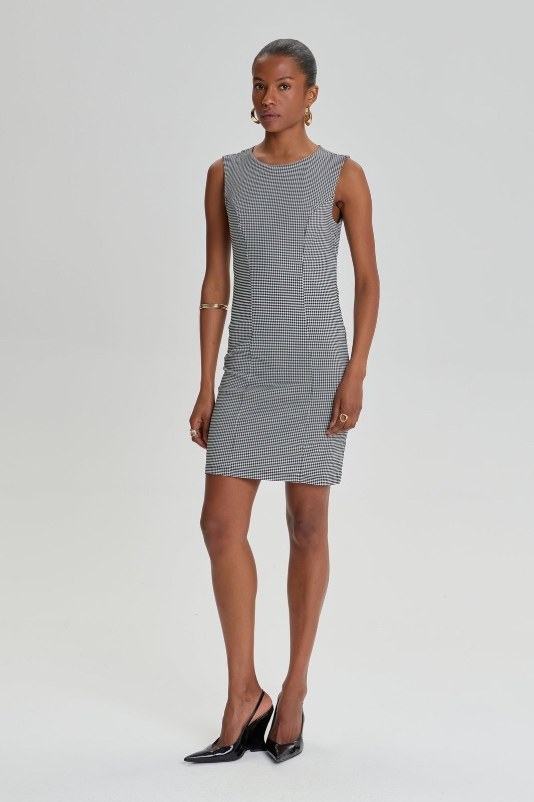 Vestido Feminino Justo Curto Flor de Lis