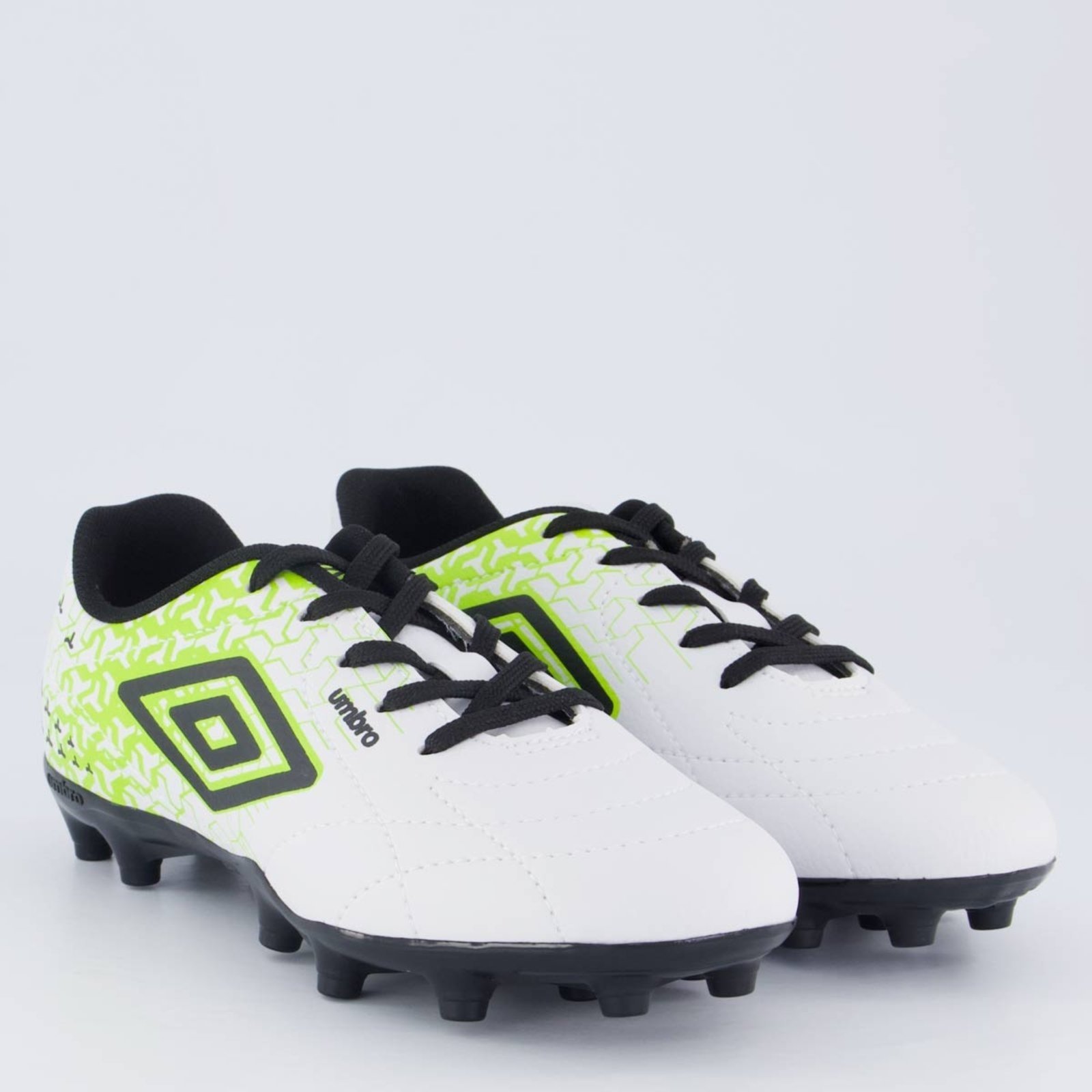 Vista 3 Chuteira Umbro Class Neo Campo Juvenil Branca e Verde branco verde Umbro branco verde