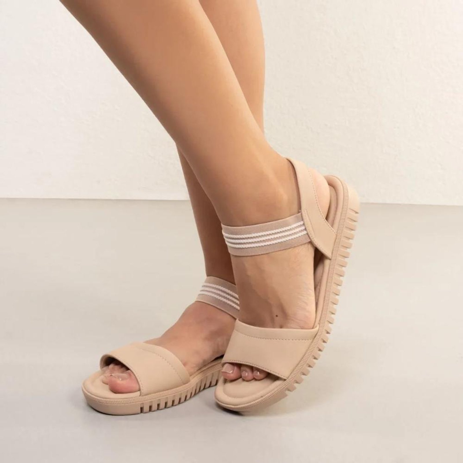 Sandália Papete Comfortflex Feminina Anatômica Nude