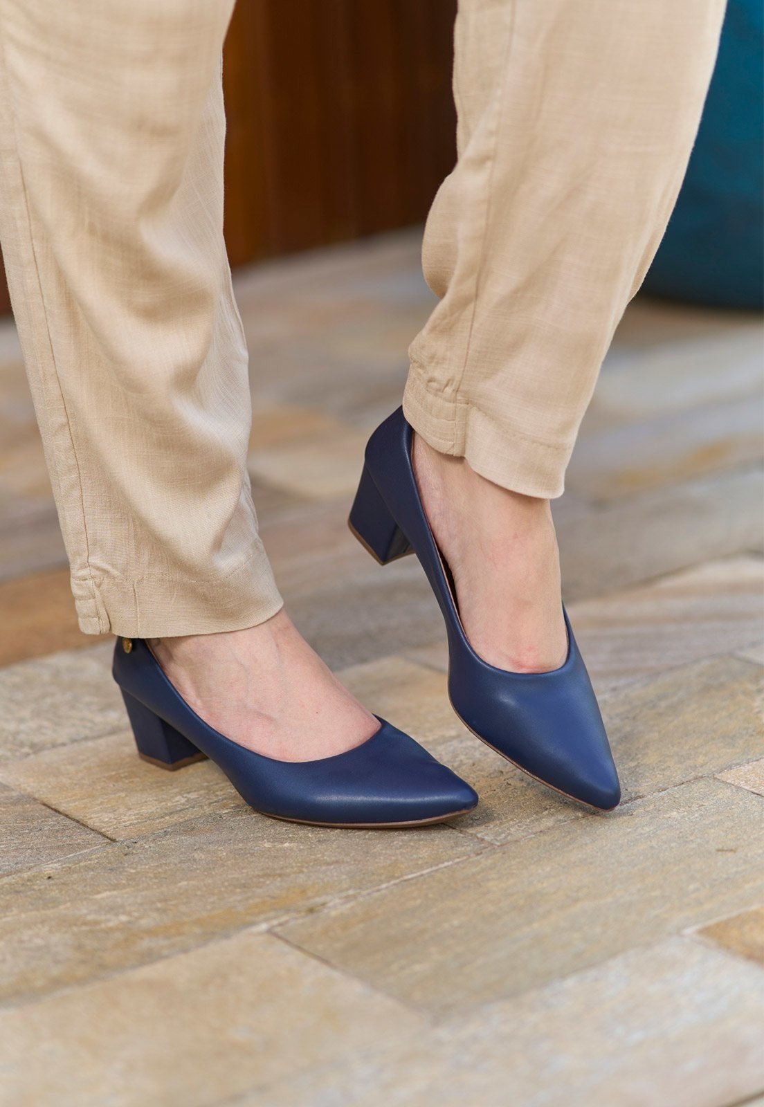 Scarpin Feminino Takata Salto Bloco Baixo Grosso Sapato Sintético Bico Fino Azul Marinho