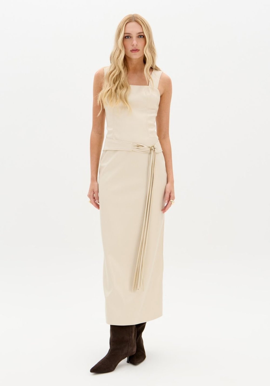 Vestido Super Midi Sem Manga Com Cinto My Favorite Things