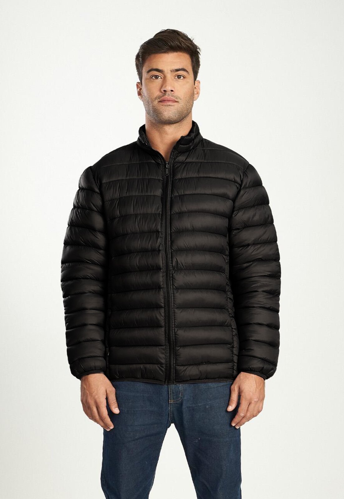 Jaqueta Puffer Slim Fit Leve Masculina Capuz Removível Preto