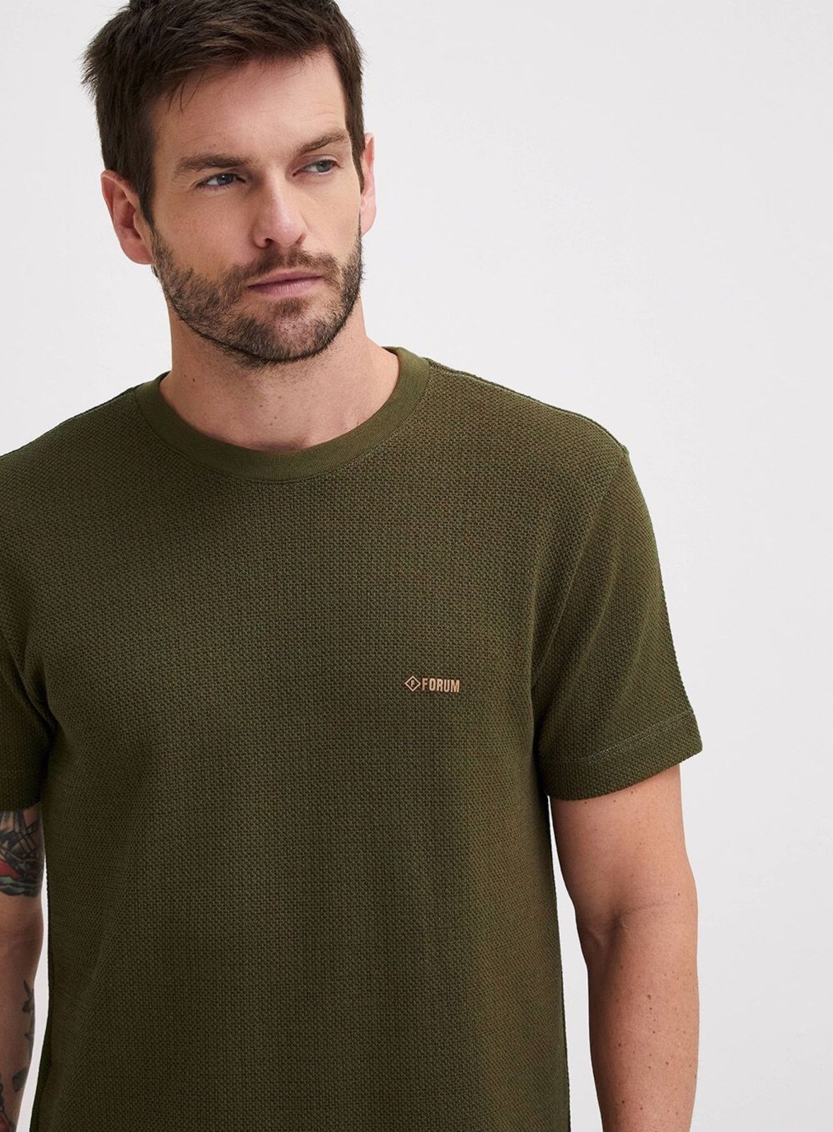 Camiseta Masculina Básica New Slim