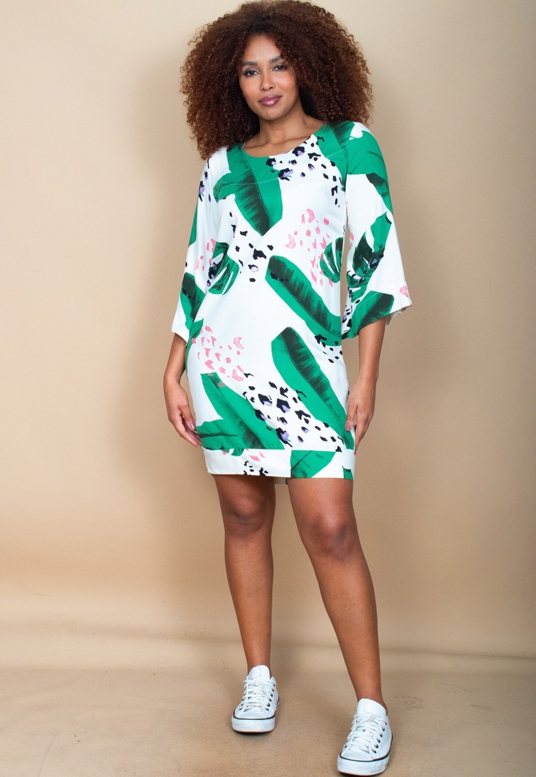 Vestido Curto Cabanafree Balli Manga Ampla Estampa Folhagem Poética