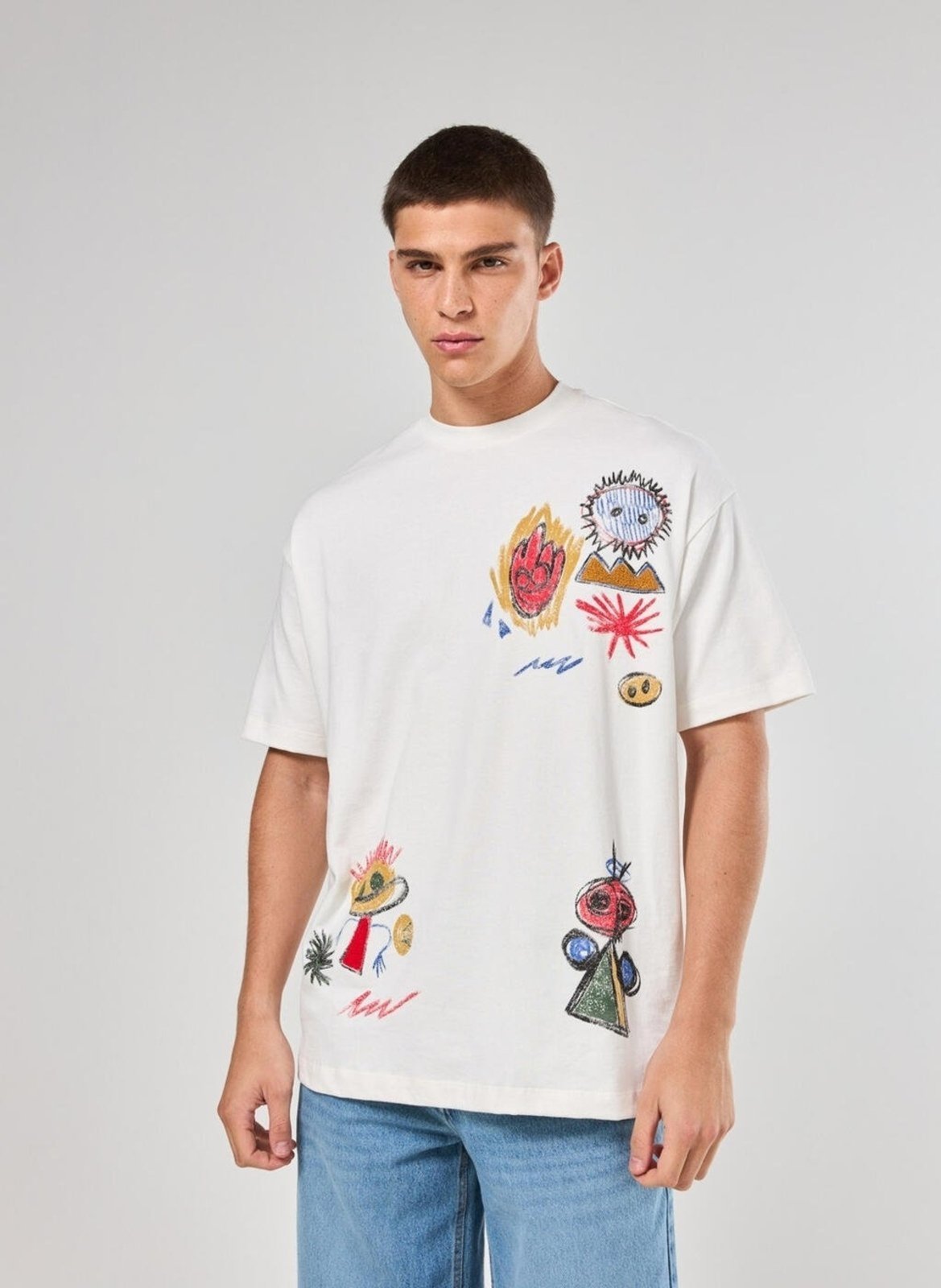 Camiseta Oversized Estampa Desenhos