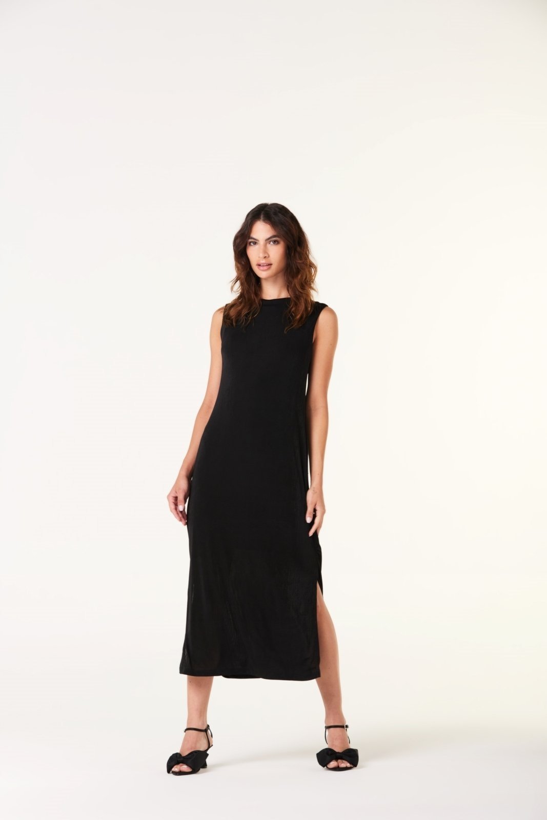 Vista 2 Vestido Midi Traymon Com Fendas preto Traymon preto