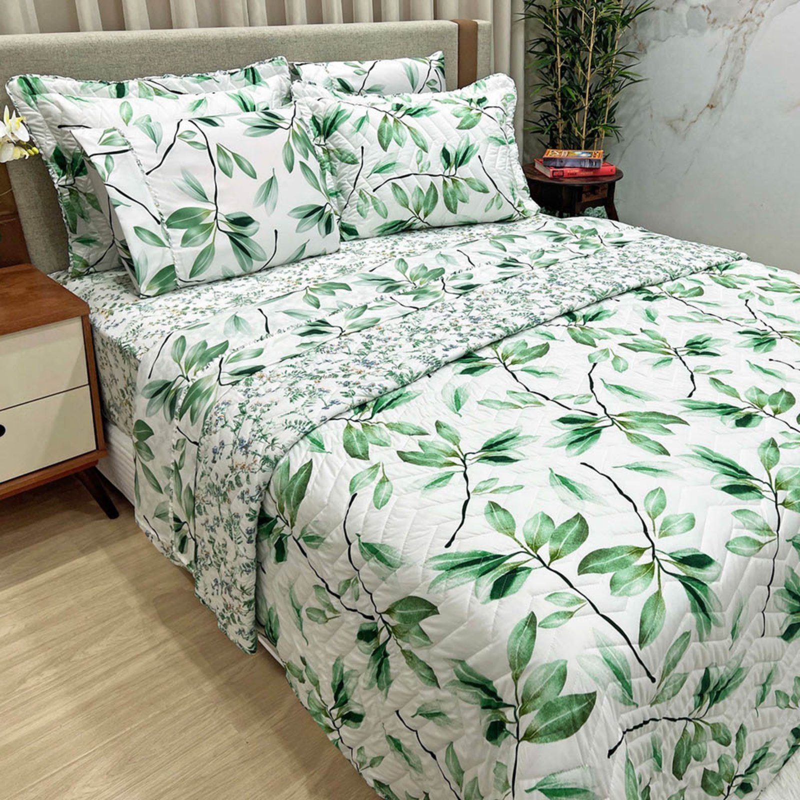Kit Cobre Leito Colcha e Lençol Topázio King Dupla Face 7 Peças - Esmeralda - 100% Poliéster