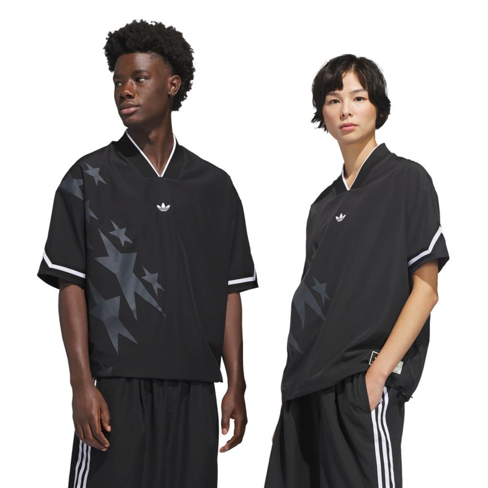 CAMISETA ORIGINALS BASKETBALL STAR WARM adidas Originals Preto