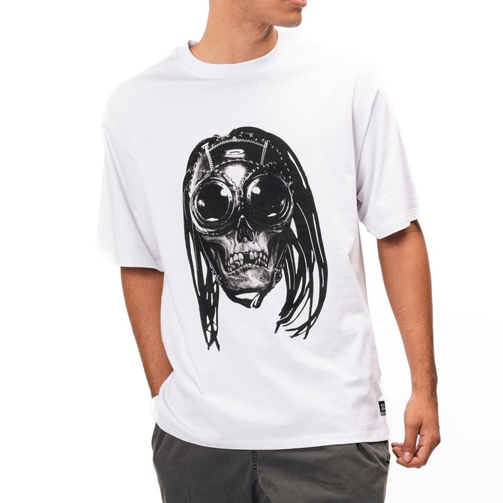 Camiseta Oakley Skull Medusa SS WT25 Masculina White