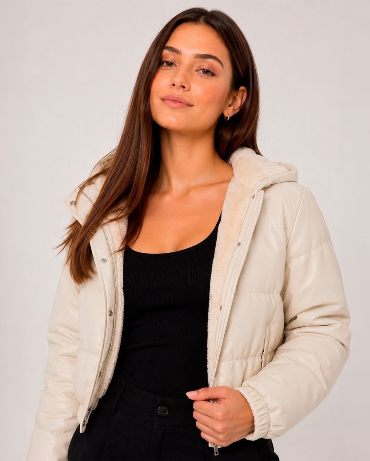 Jaqueta Cropped Feminina Puffer Capuz Forrada com Pelo 90648 Off White 206oz
