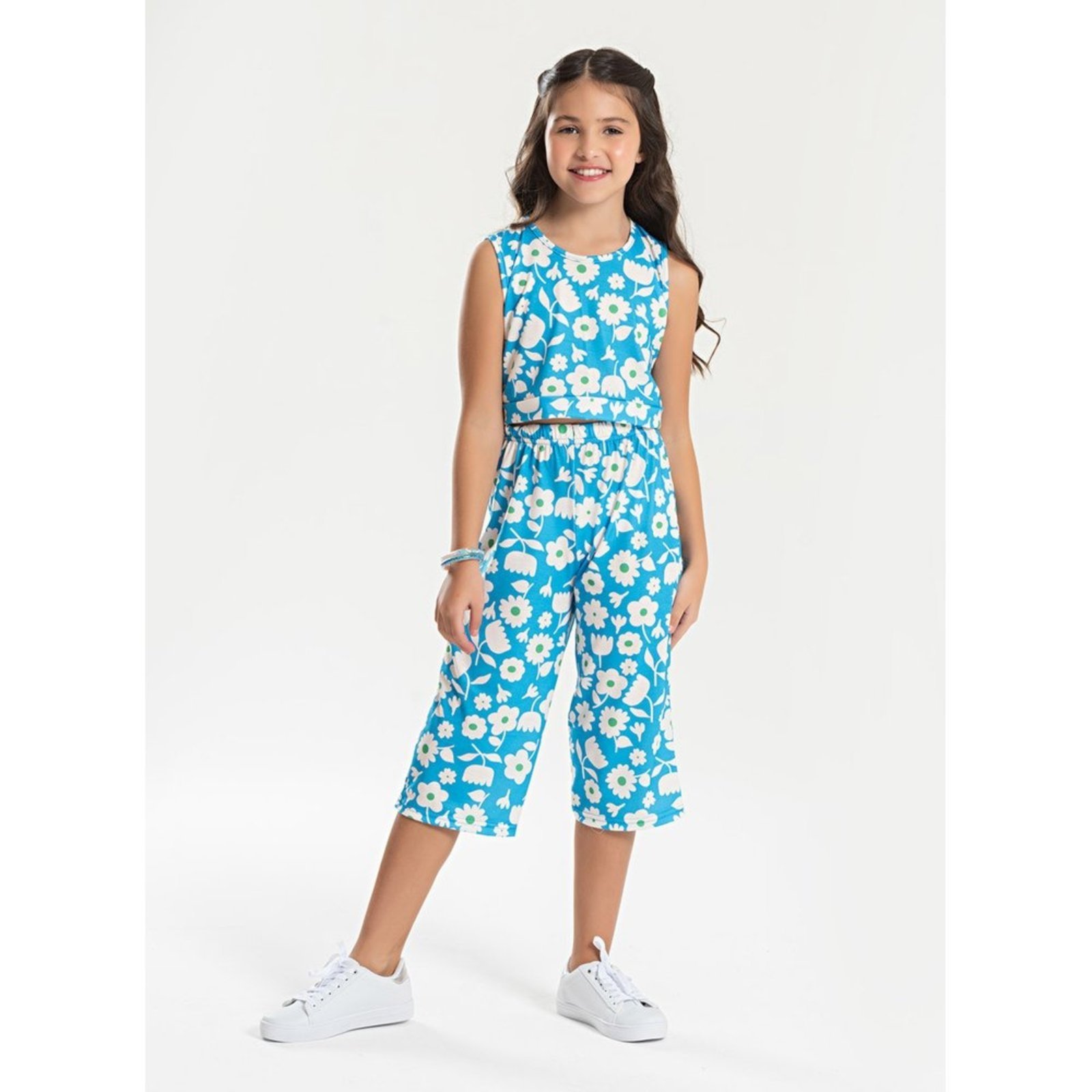 Infantil – Conjunto Verão Menina Azul Cropped Com Amarração nas Costas e Calça Pantacourt Flores