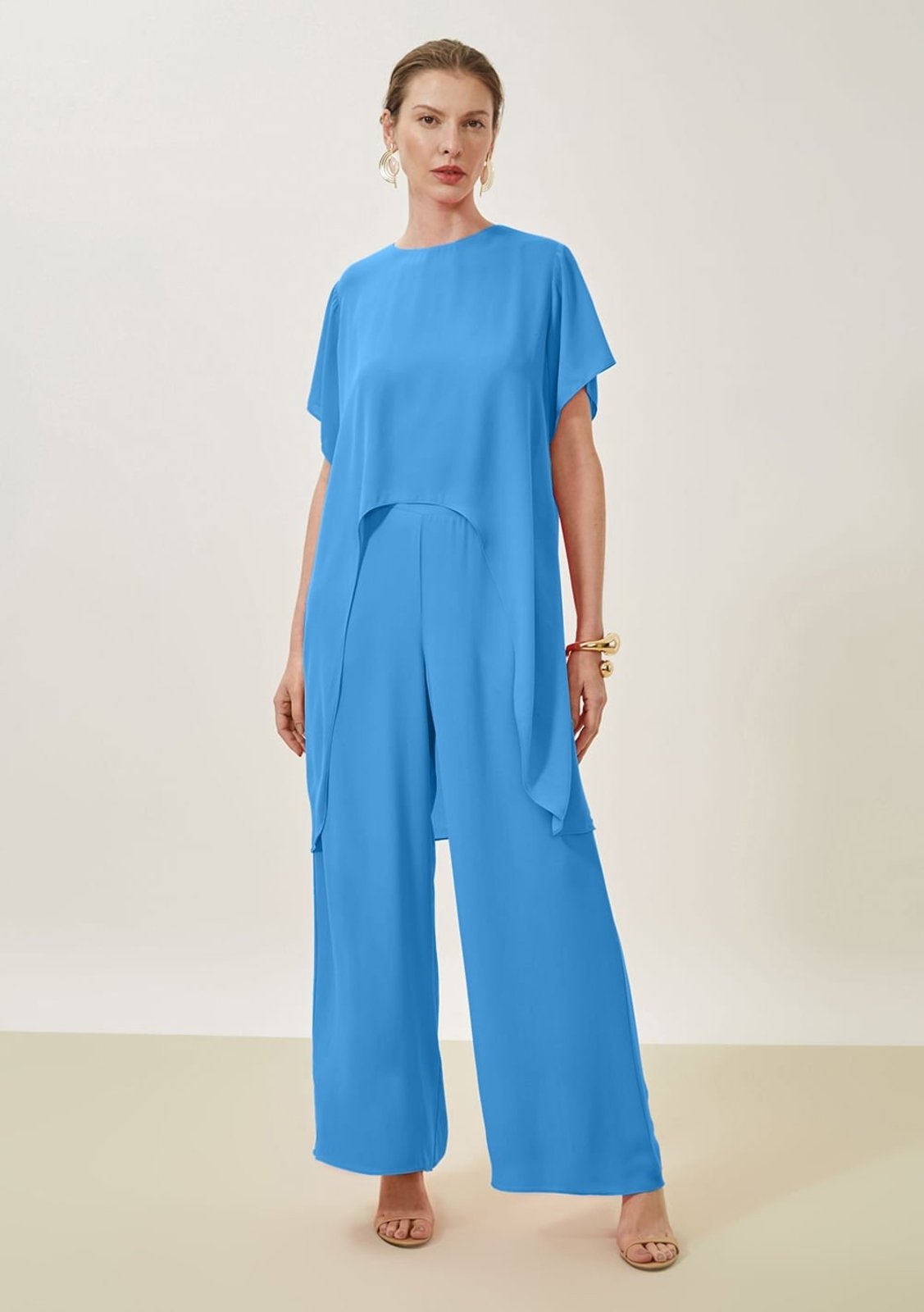 Blusa Maria Valentina Solta Decote Canoa Manga Curta Alongada Azul