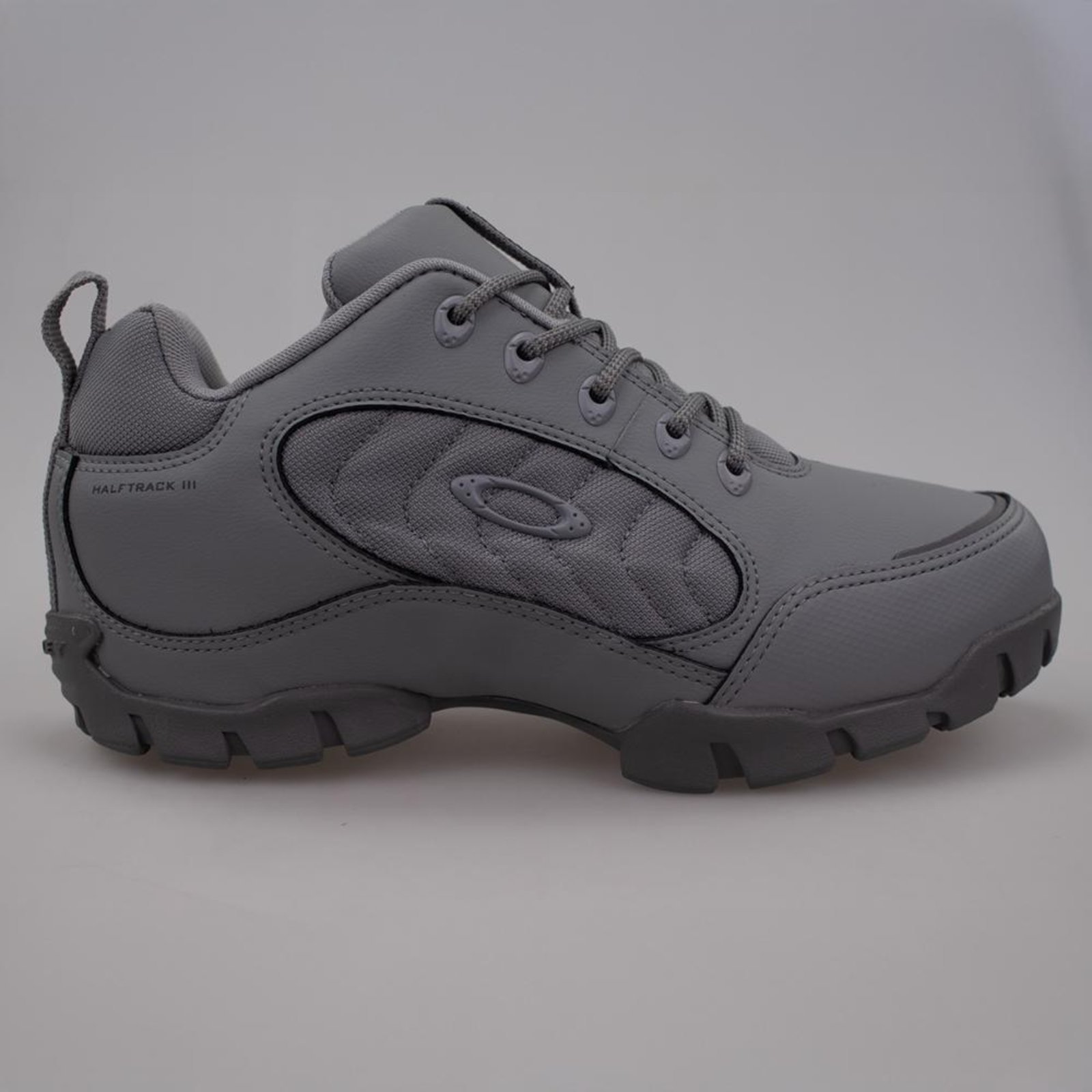 Tênis Oakley Halftrack Low III Cinza