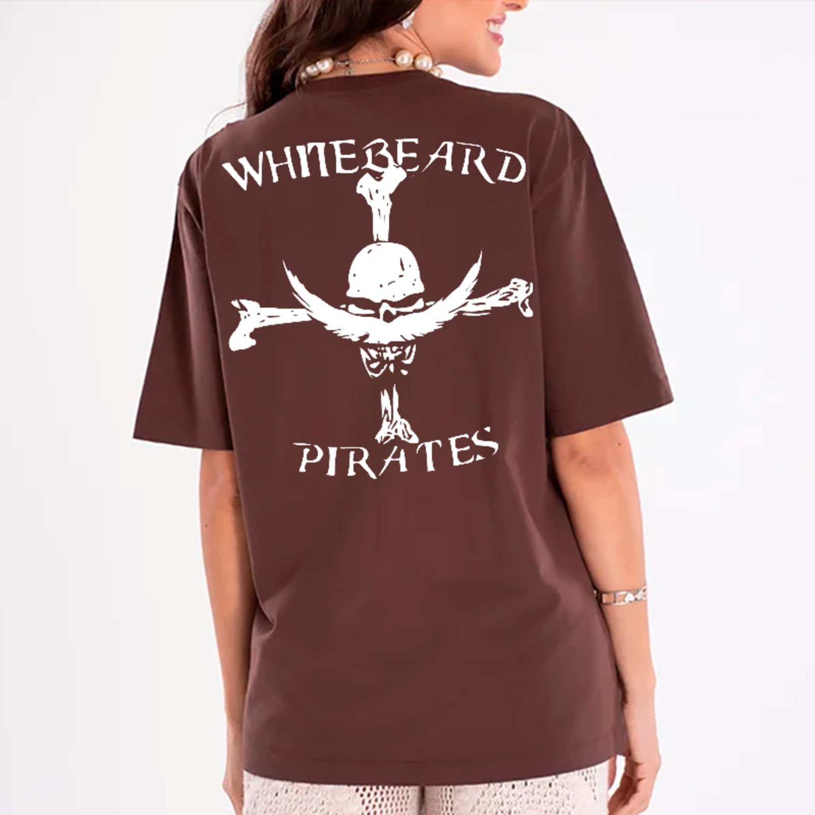 Camiseta Oversized Premium Whitebeard Pirates Skull Anime Unissex Marrom