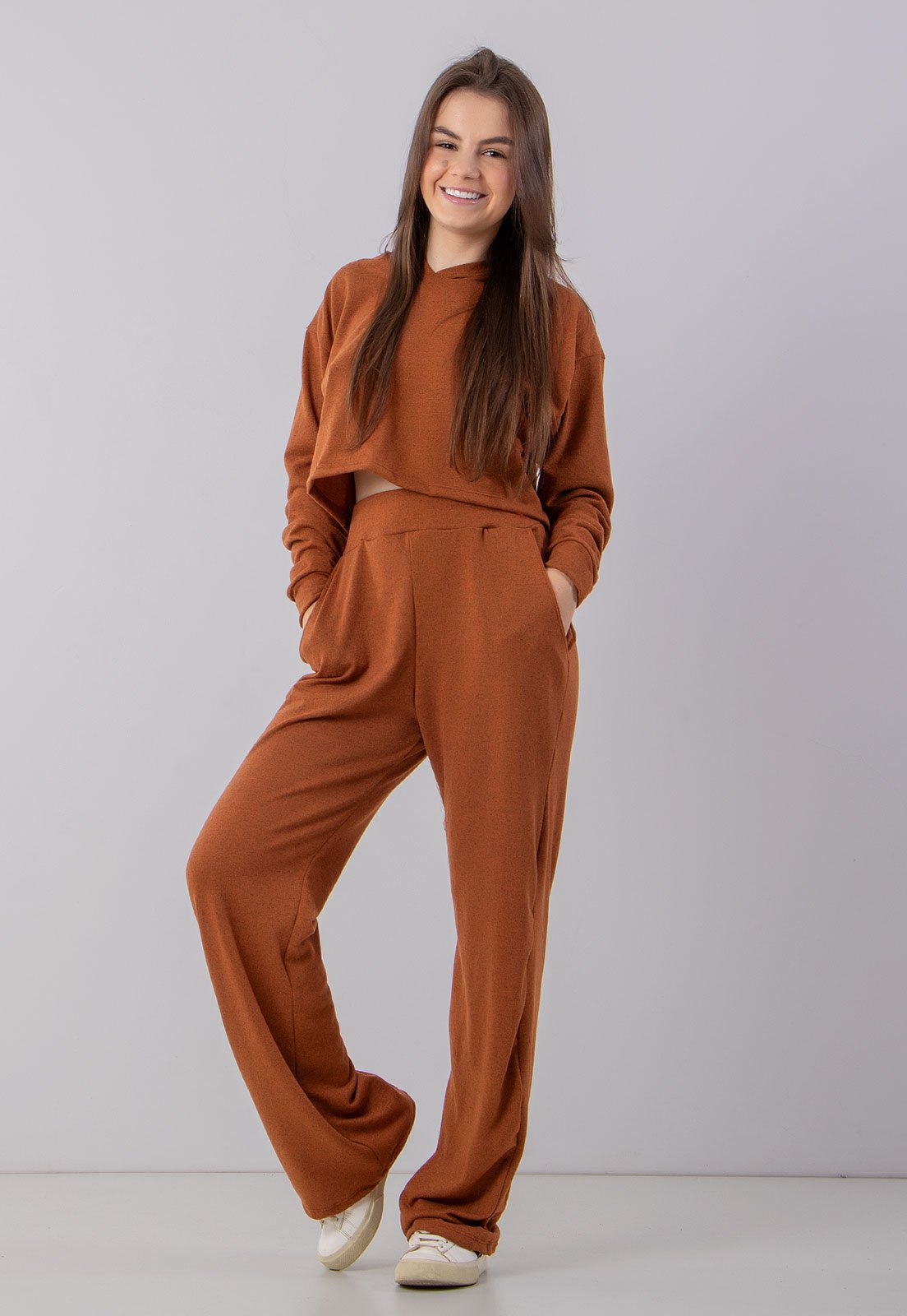 Conjunto Feminino Calça Pantalona Casual com Cropped Manga Longa De Lãzinha Outono/Inverno 4 Estações Marrom