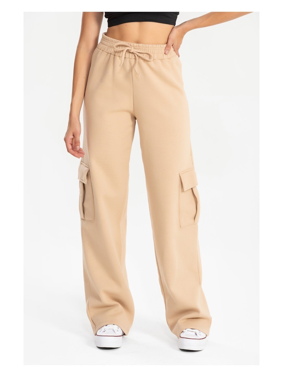Calça Moletom Reta Cargo Feminina com Avesso Peluciado Cappuccino