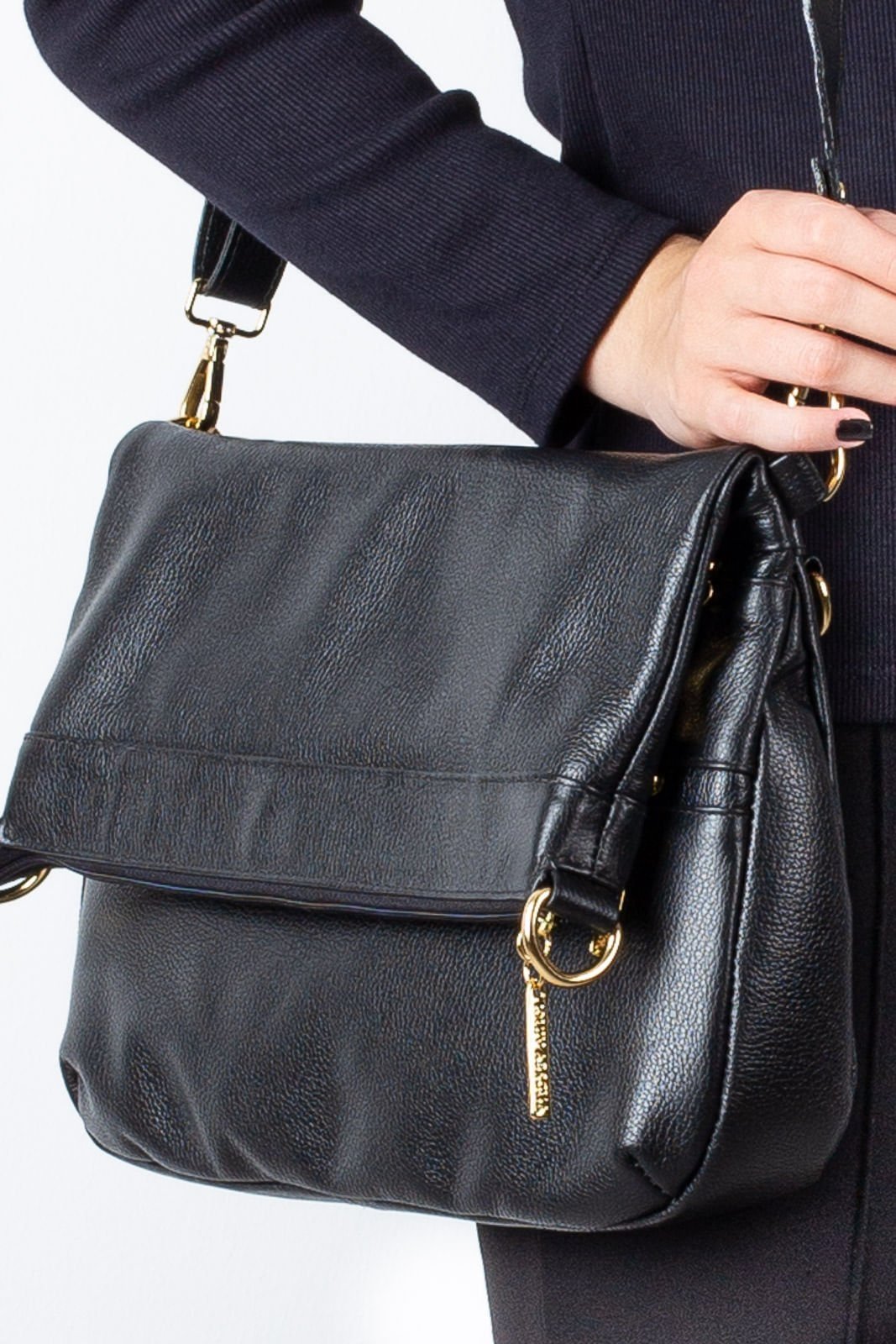 Bolsa tiracolo grande de couro liso Cida - Preto