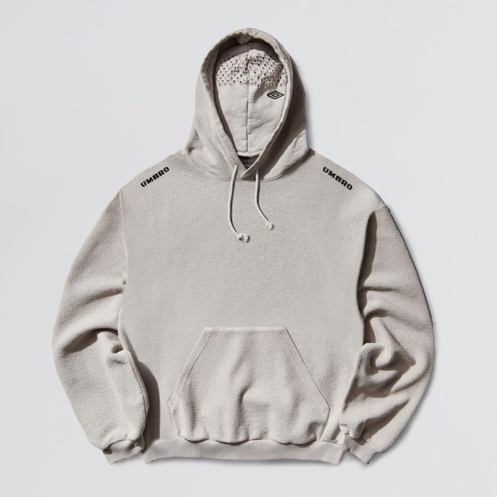 Blusa Unisex Umbro Lasered Masked Hoodie Incolor