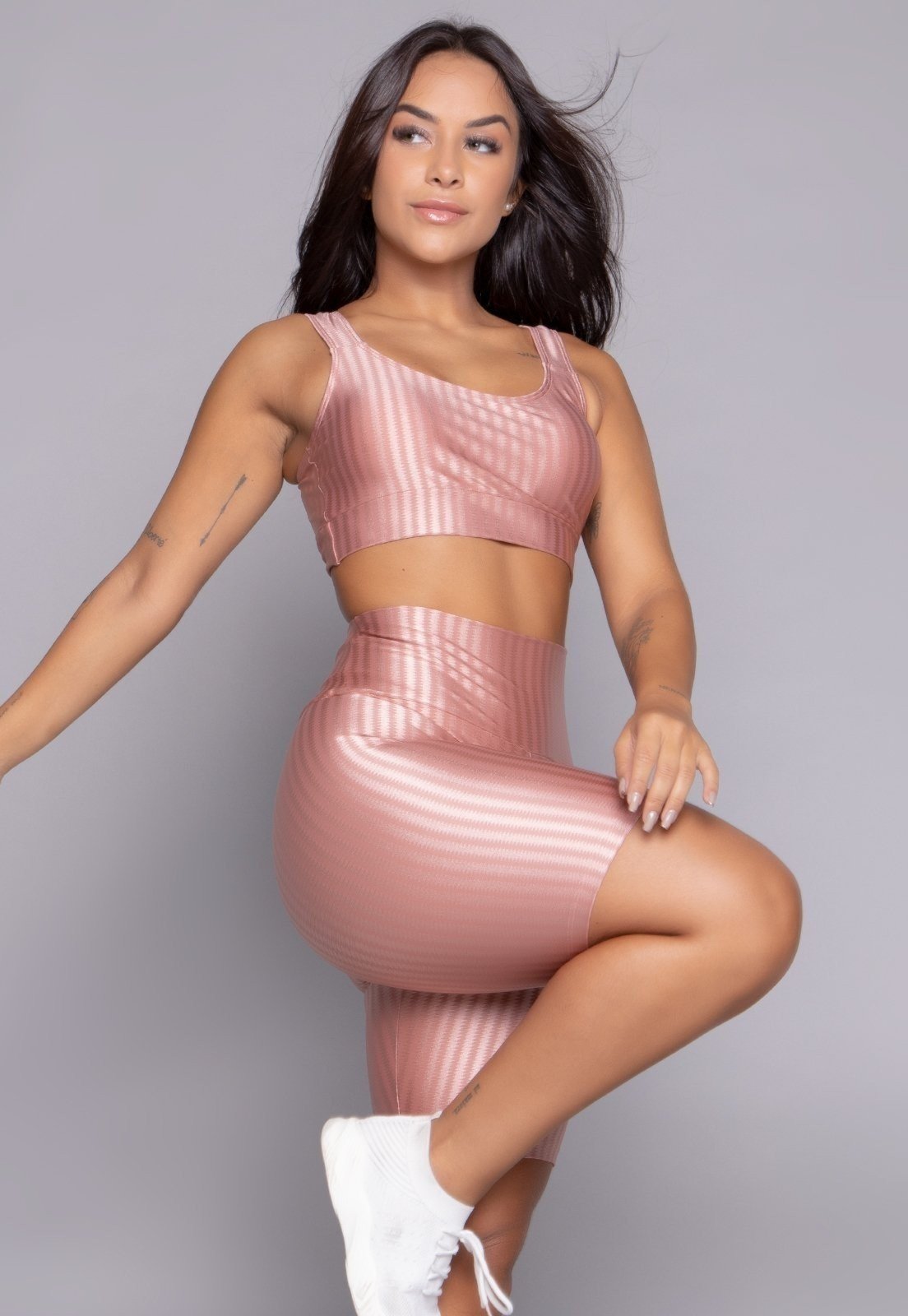 Conjunto Fitness Top Bojo Removível e Bermuda New Zig Rosa Claro