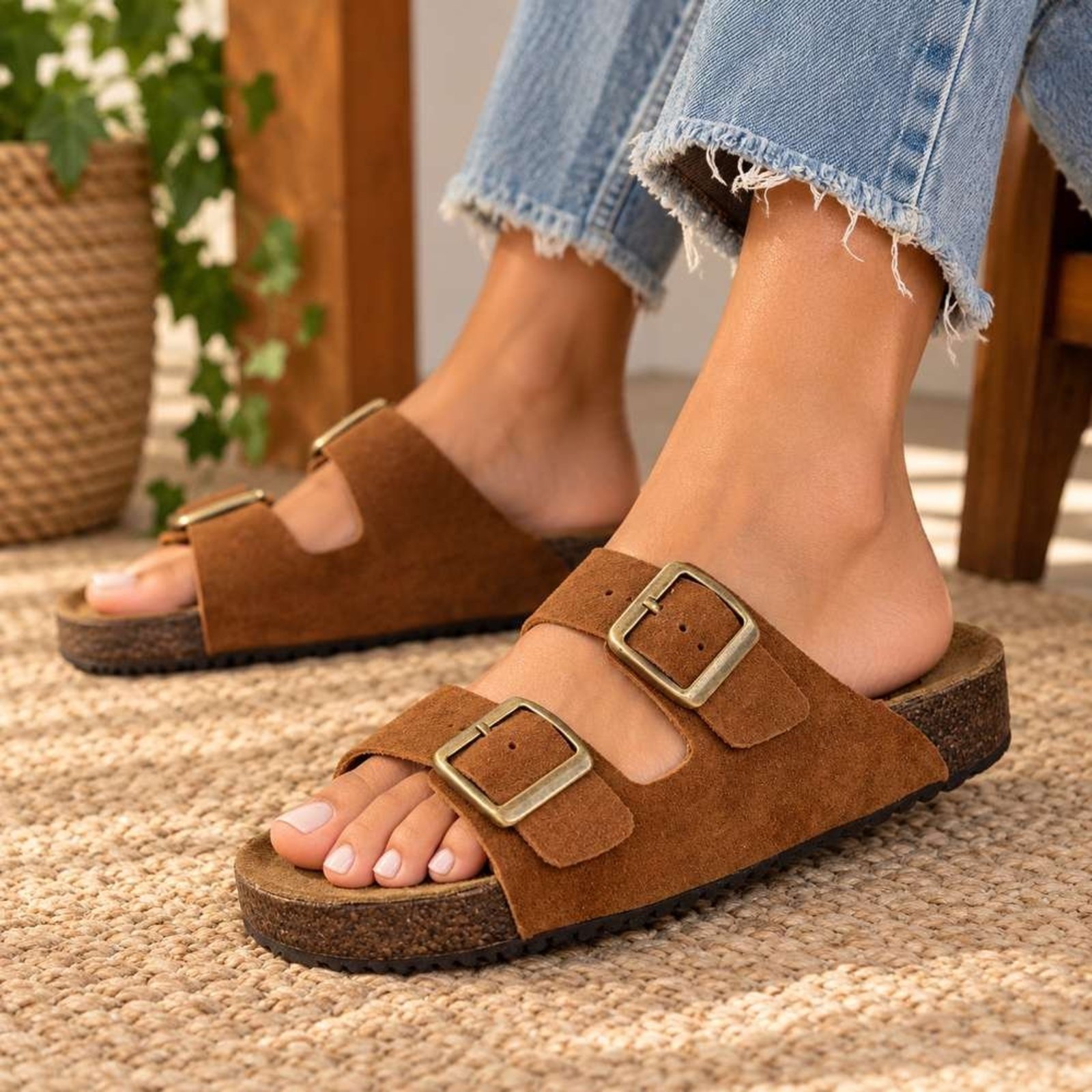 Infantil - Papete Feminina Duas Fivelas Couro Confortável Casual Estilosa Maria Paula Camel