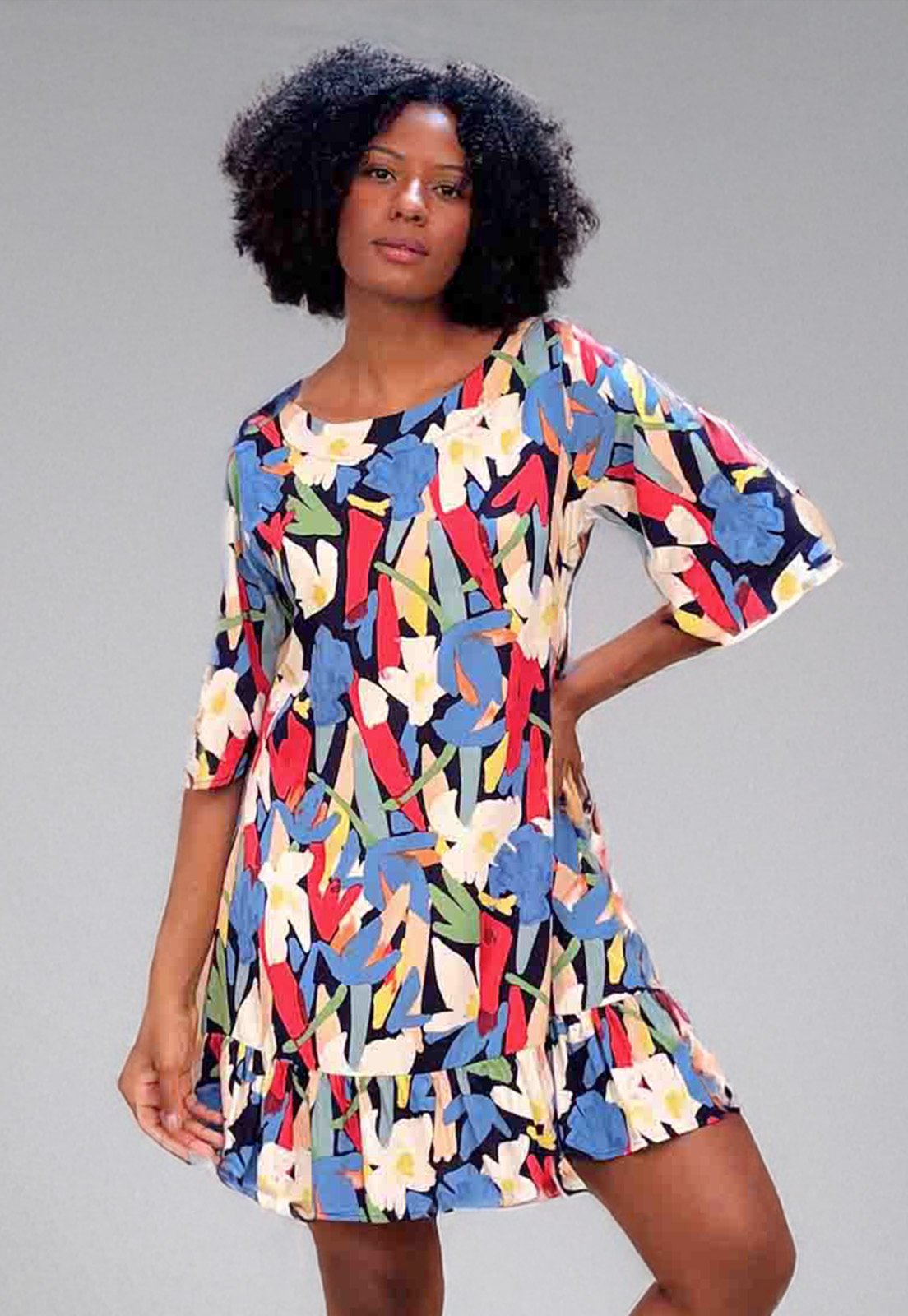 Vestido Curto Viscose Estampa Floresce