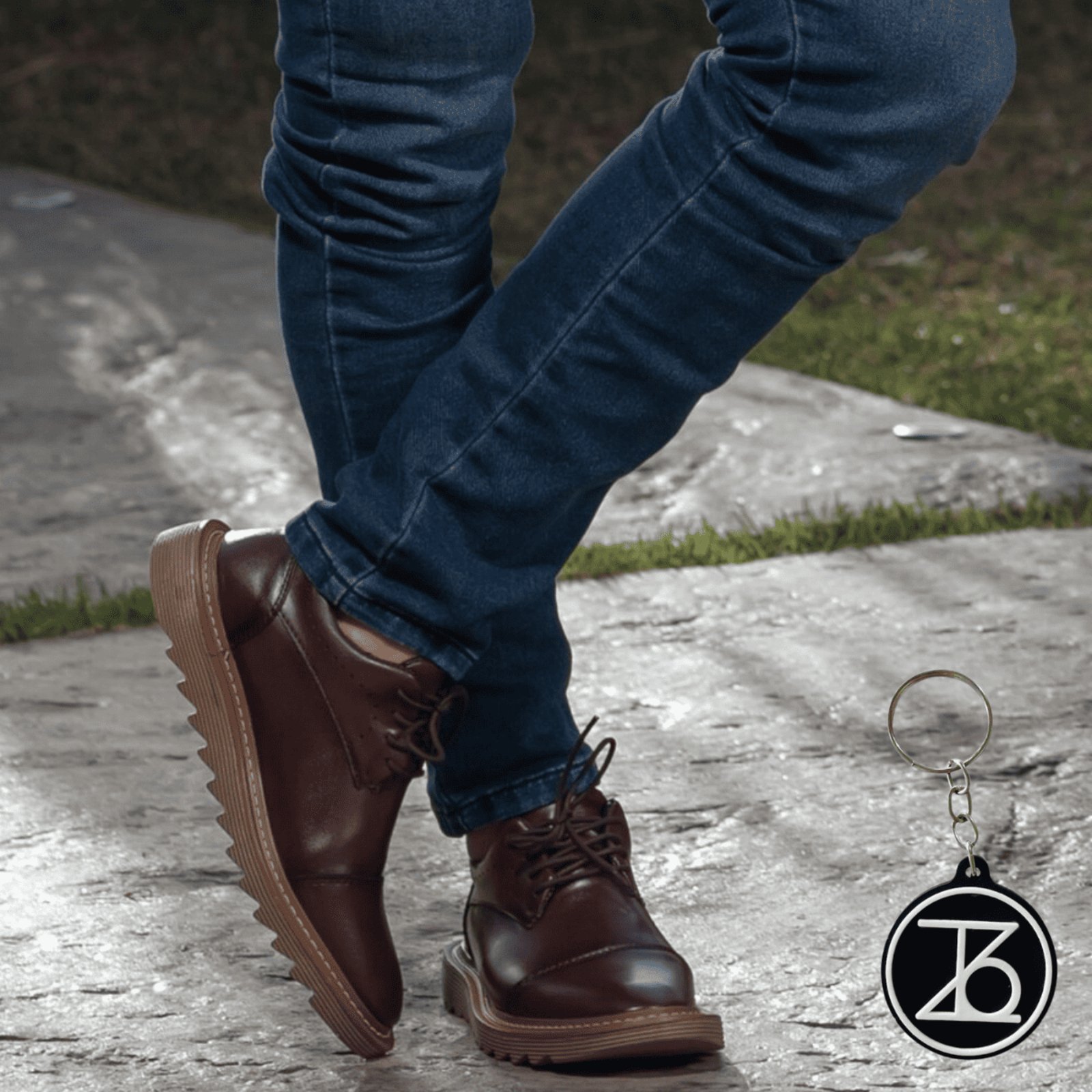 Sapato Social Oxford Verona Tratorado Confortável Masculino Social Brogue + Brinde Chaveiro ThézB