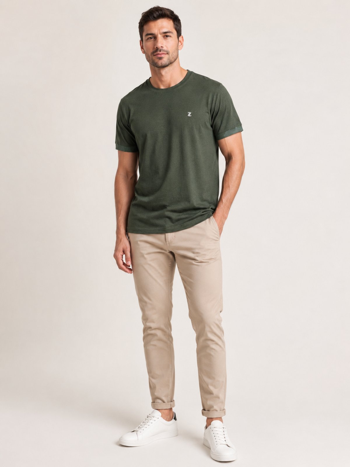 Camiseta Slim Básica Toque de Pessêgo Manga Curta Gola Redondada