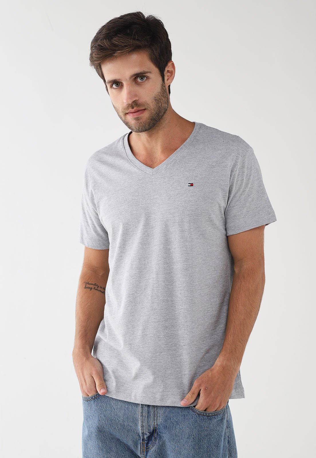 Vista 2 Camiseta Masculina Tommy Hilfiger Decote V Mescla cinza Tommy Hilfiger cinza