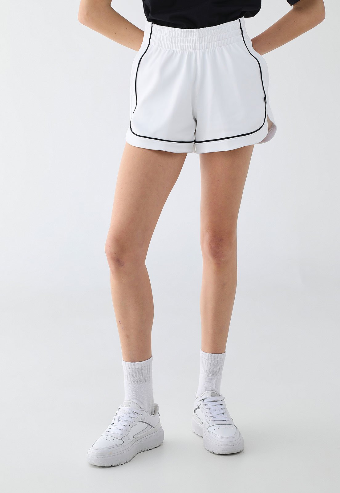Shorts Feminino Fila Piping Classic Sports Branco