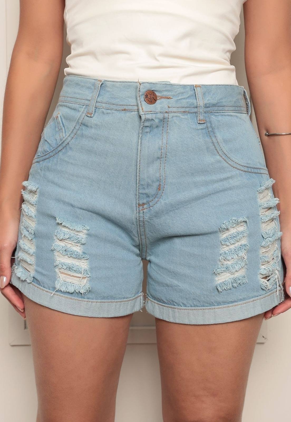 Shorts Feminino Ethereal Jeans com Barra Despojada e Moderno Lavagem Clara