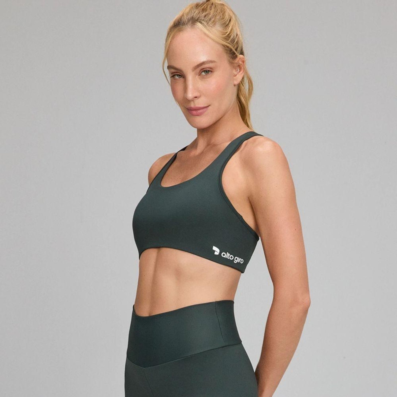 Top Alto Giro Nadador Essentials SM25 Verde Escuro Verde
