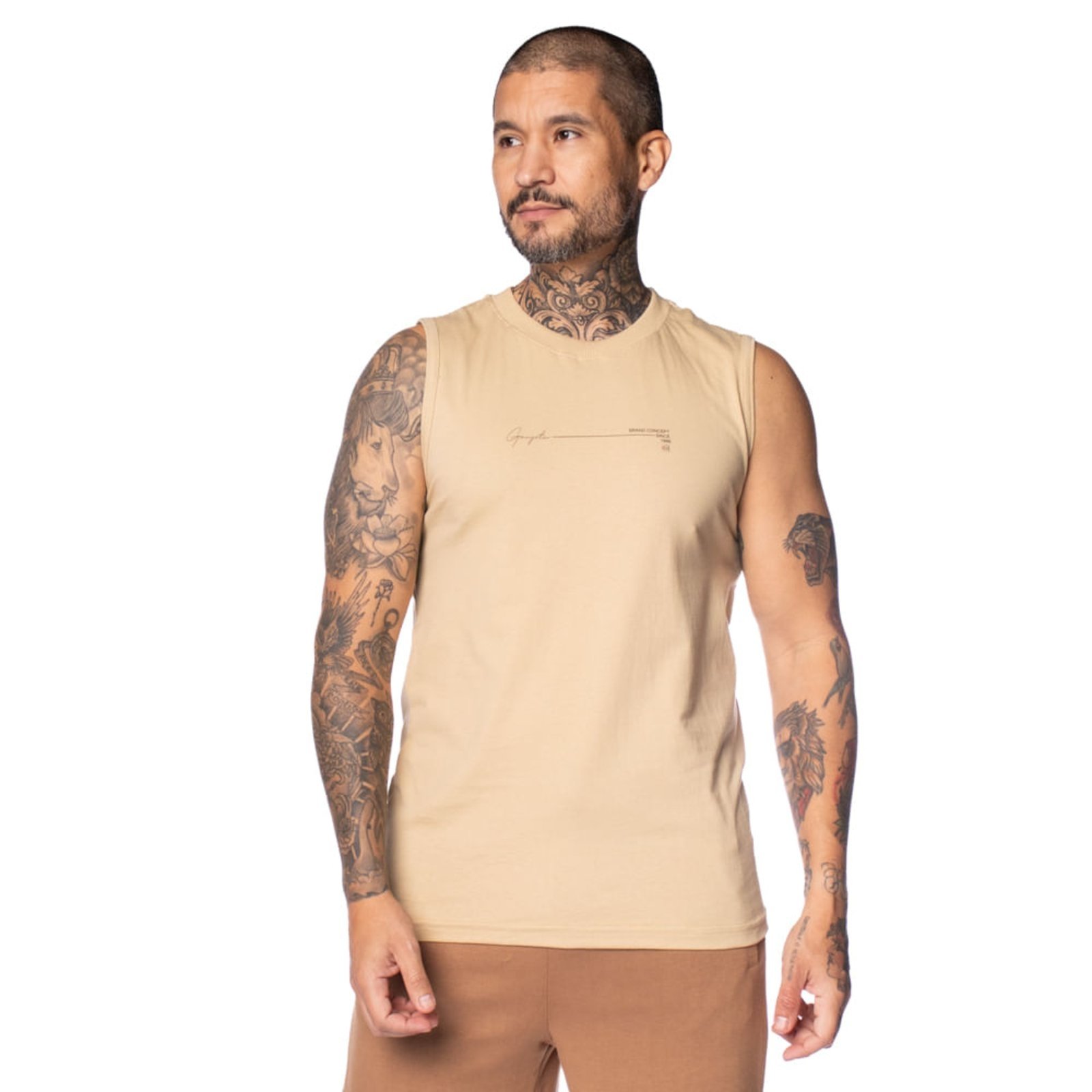 Vista 2 Regata Masculina Gangster Lettering Grafismos Areia bege Gangster bege