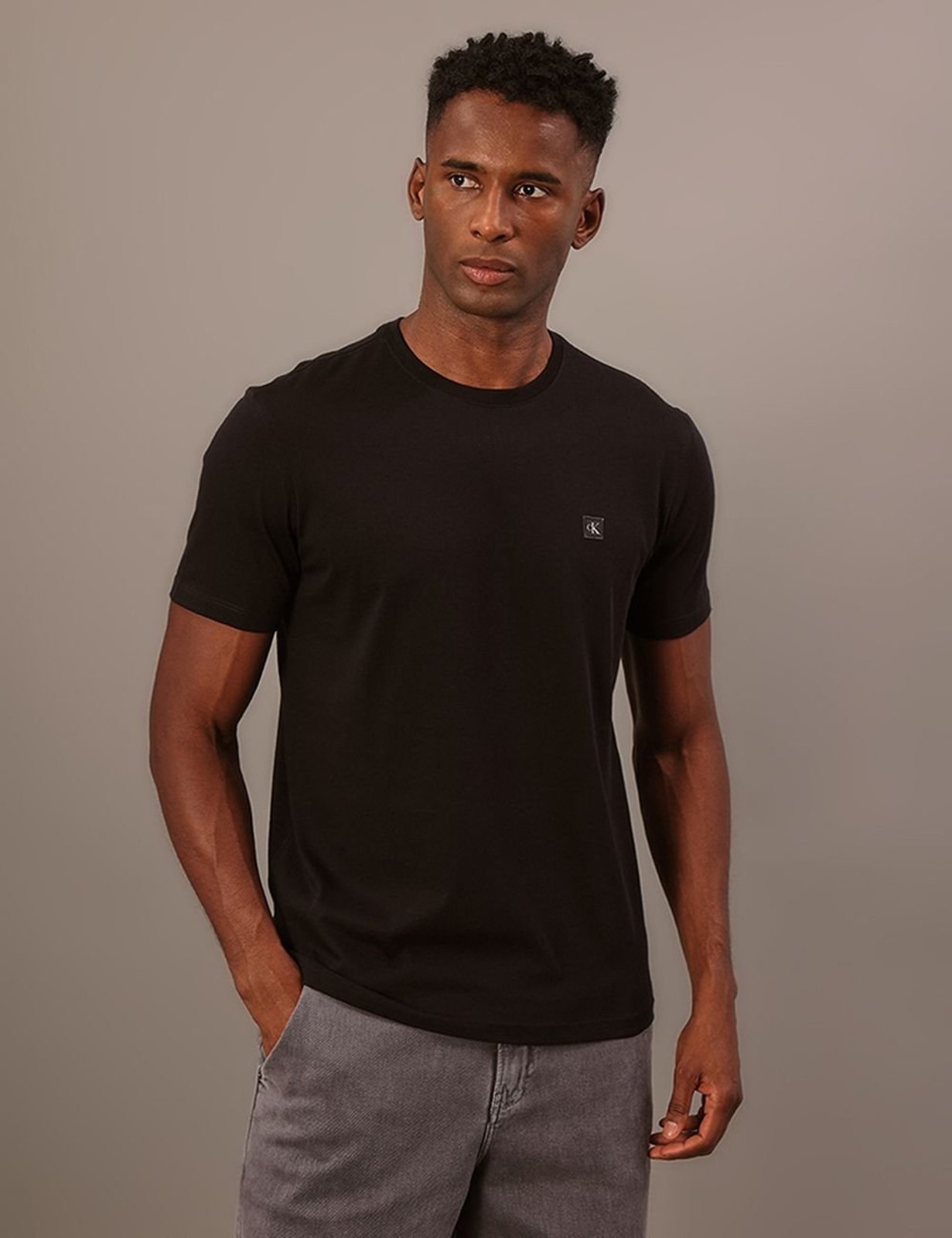 Camiseta Manga Curta Calvin Klein Jeans Masculino Patch - Preto Calvin Klein Jeans