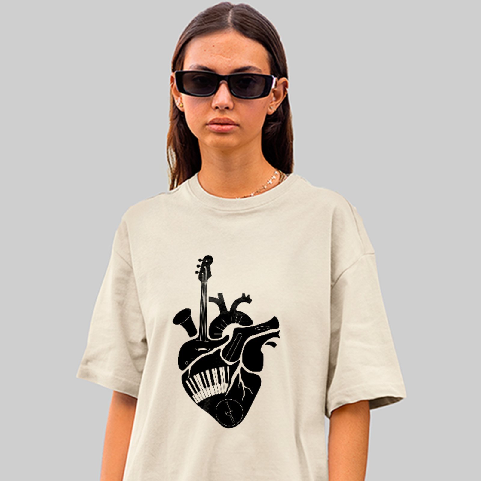 Camiseta Oversized Music Heart Guitar Piano Urban Style Off White