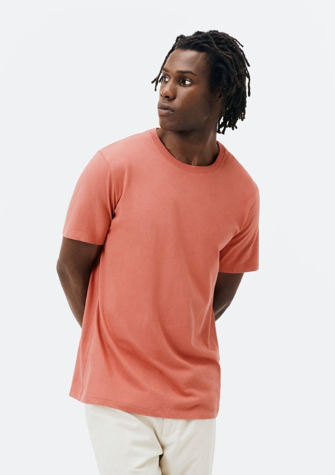 Camiseta Básica Unissex Manga Curta Regular World Hering