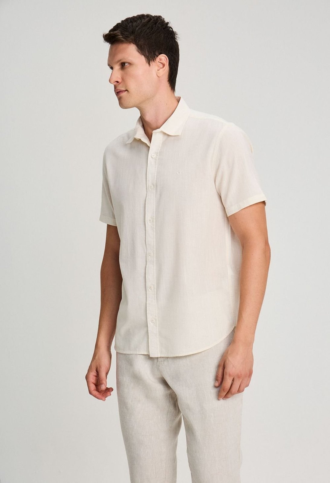 CAMISA DOCTHOS RELAXED FIT MANGA LONGA LINHO CAMISA DOCTHOS RELAXED FIT MANGA LONGA LINHO 010 NATURAL G