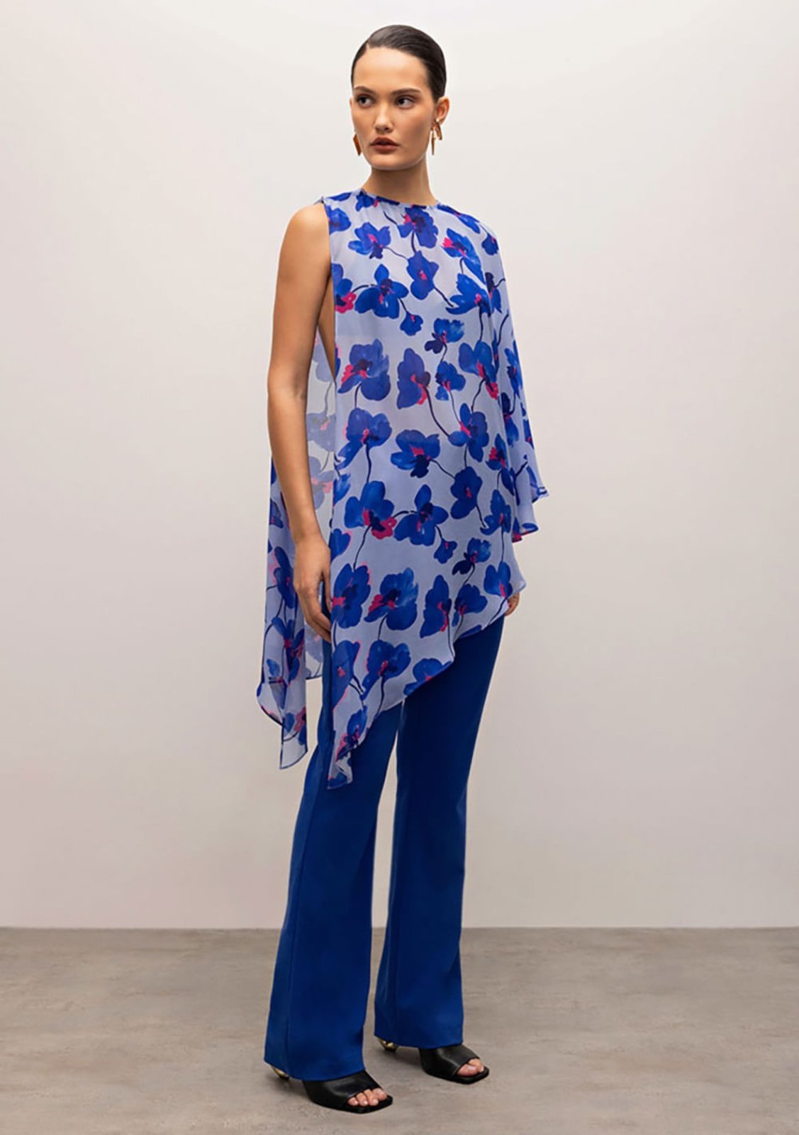 Vista 3 Blusa Iódice Decote Redondo Sem Manga Assimétrica azul IÓDICE azul