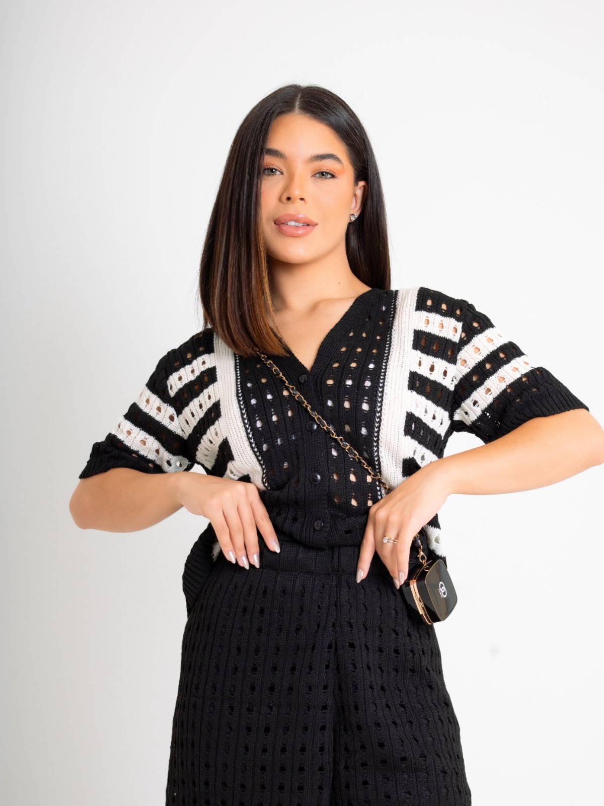 Camisa La Cor Tricot Rendado com Botões Preto