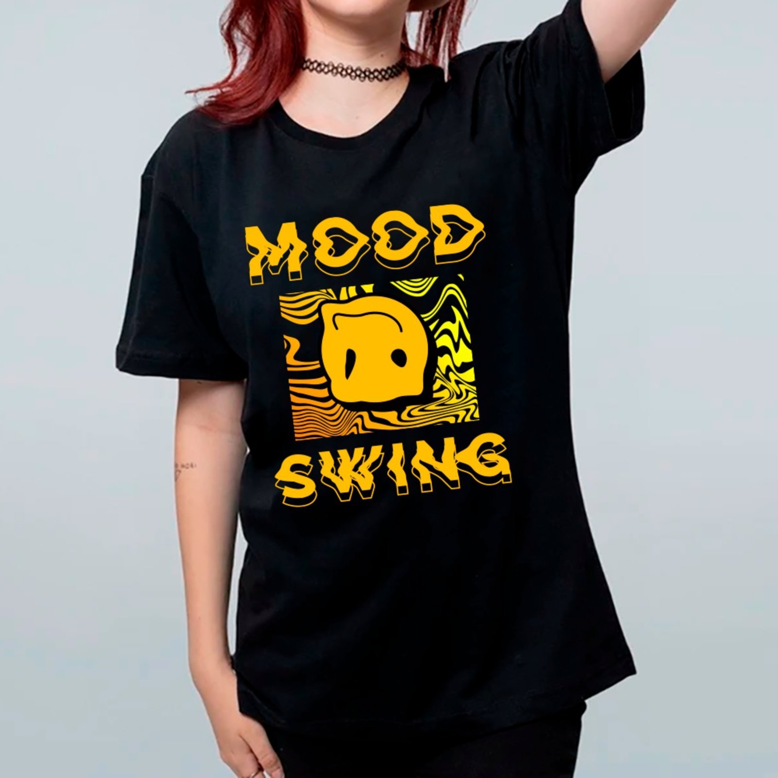 Camiseta Ousy Streetwear Mood Swing Cartoon Face Smile Oversized Preto