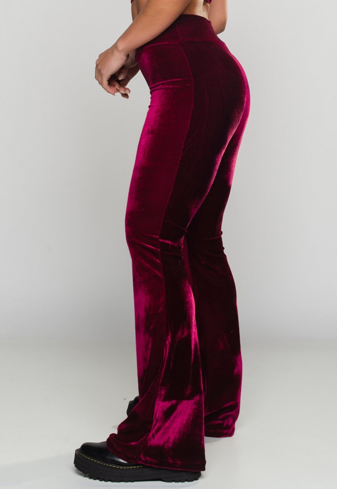 Calça Flare MVB Modas Pantalona Veludo Molhado Vinho