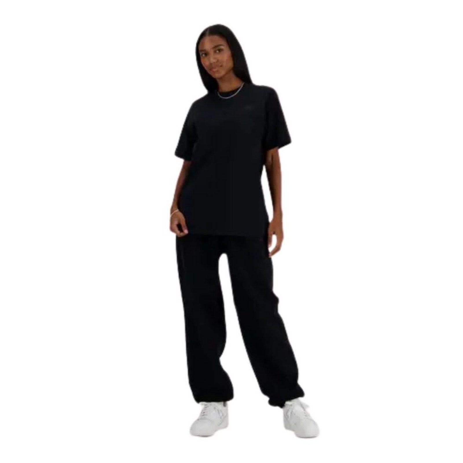 Vista 3 Camiseta Feminina New Balance Small Logo Preta preto New Balance preto