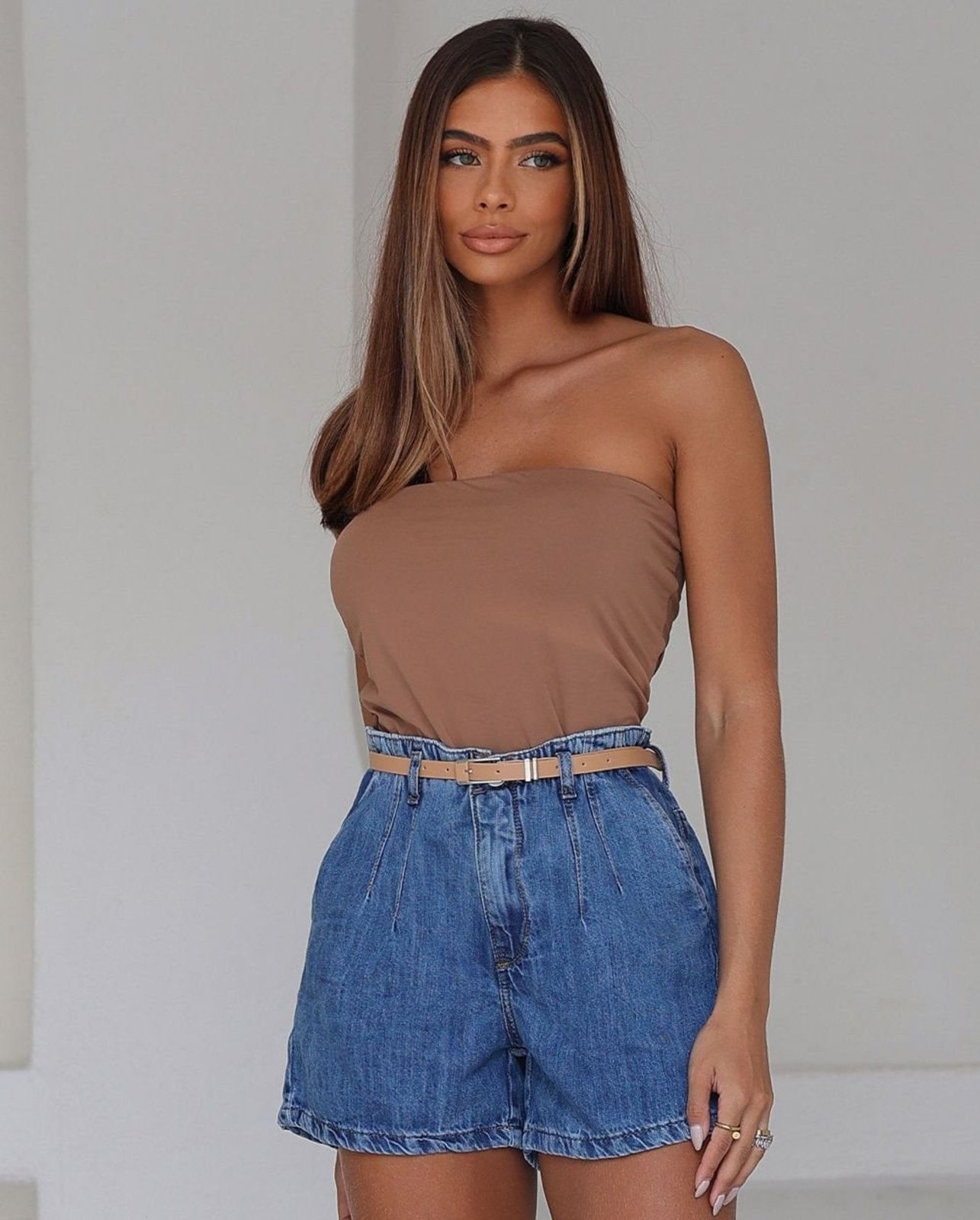 Shorts Jeans Feminino Mom com Cinto Pu 24424 Sky Médio Consciência