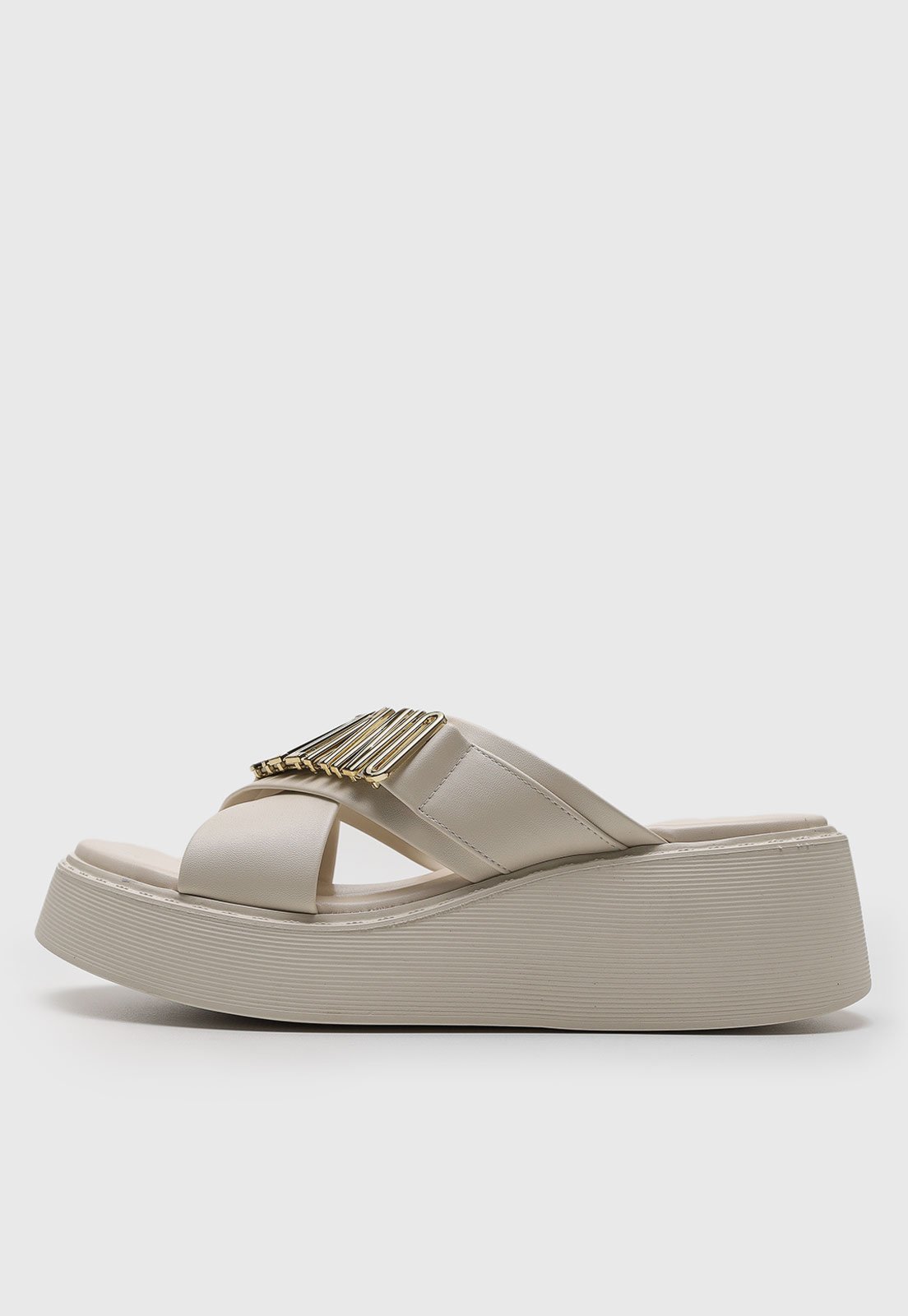 Sandália Baixa Vizzano Tiras Cruzadas Off-White