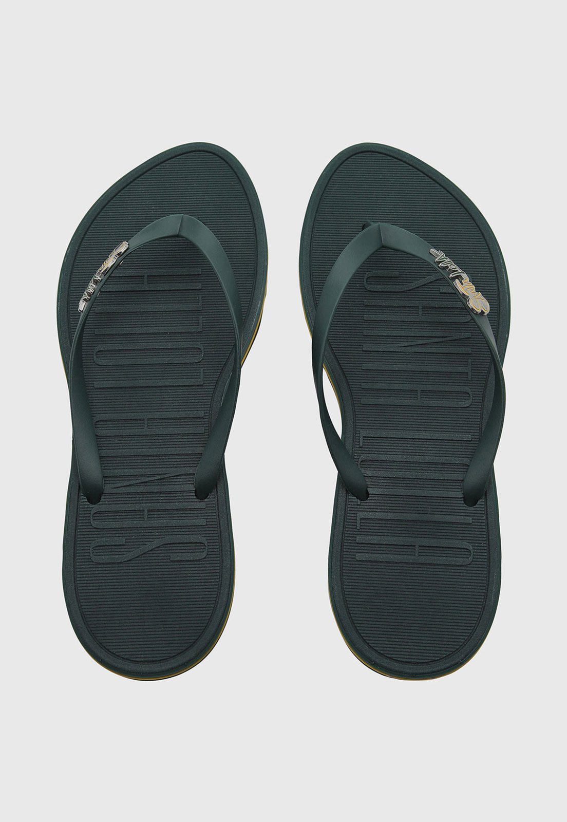 Chinelo Feminino Santa Lolla com Logo Metal Verde